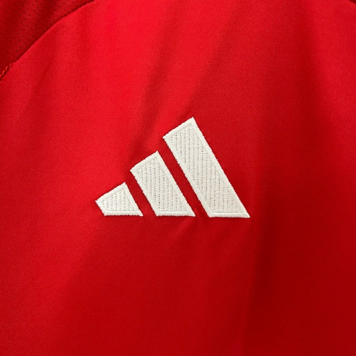 Man united 24/25 kit fan version red man united soccer jerseys collection comfortable home