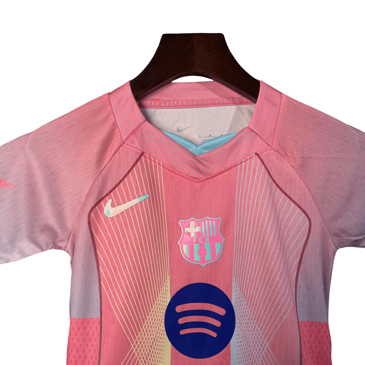 Barcelona Kids Kit - 2025/2026 Pink - LEAKITS
