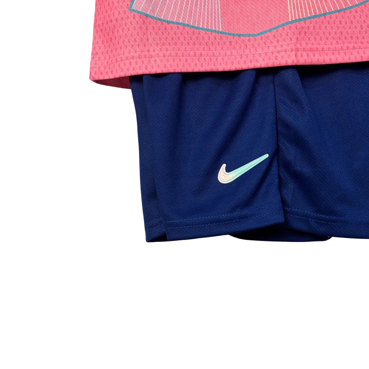 Barcelona Kids Kit - 2025/2026 Pink - LEAKITS