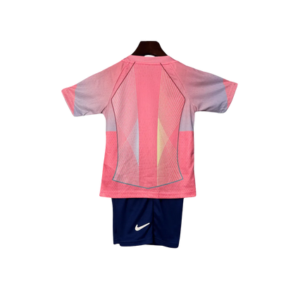 Barcelona Kids Kit - 2025/2026 Pink - LEAKITS