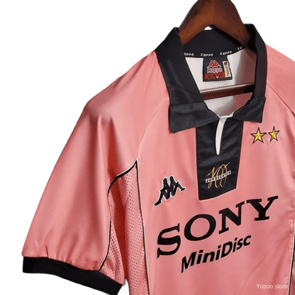 Juventus jersey pink away Sony 97-98 Bianconeri vintage pride