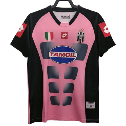 Pink juventus jersey goalkeeper 2002 03 TAMOIL sponsor retro Bianconeri heritage LEAKITS Store