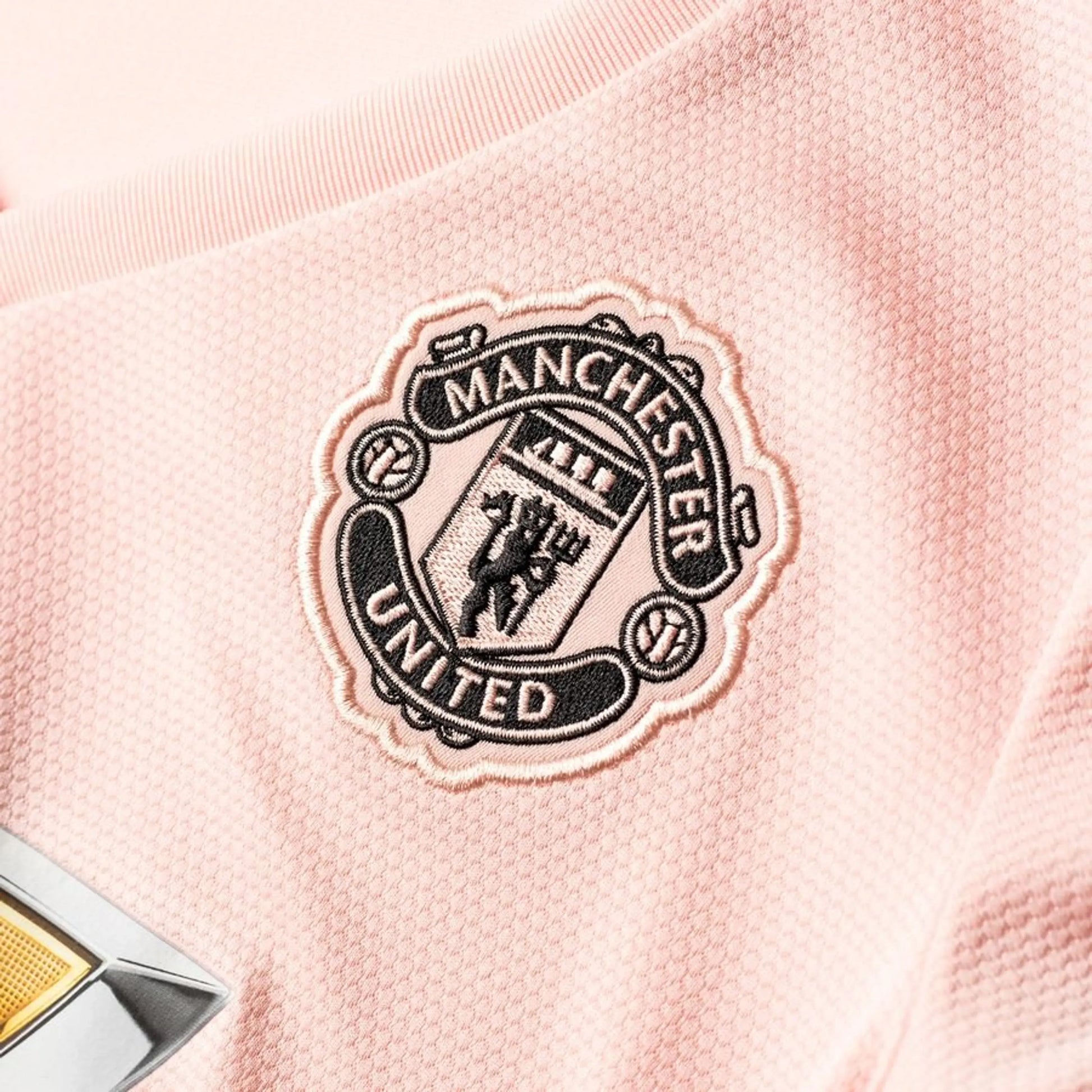 Manchester United 2018/2019 Pink Jersey - Retro Jersey Away Fan Version - LEAKITS