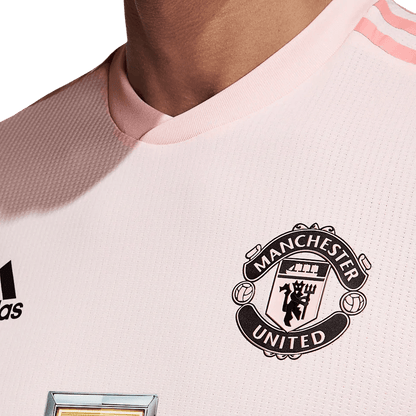 Manchester united pink kit 2018/19 pink coral Premier League tradition