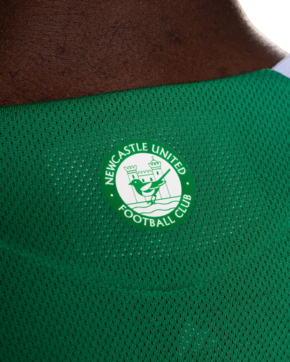Newcastle united kit away 25/26 green white authentic construction heritage